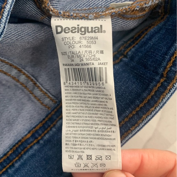 Desigual Denim Jacket Sz 34 Women Embellished Sequin Floral Knit Sleeves - Picture 3 of 11